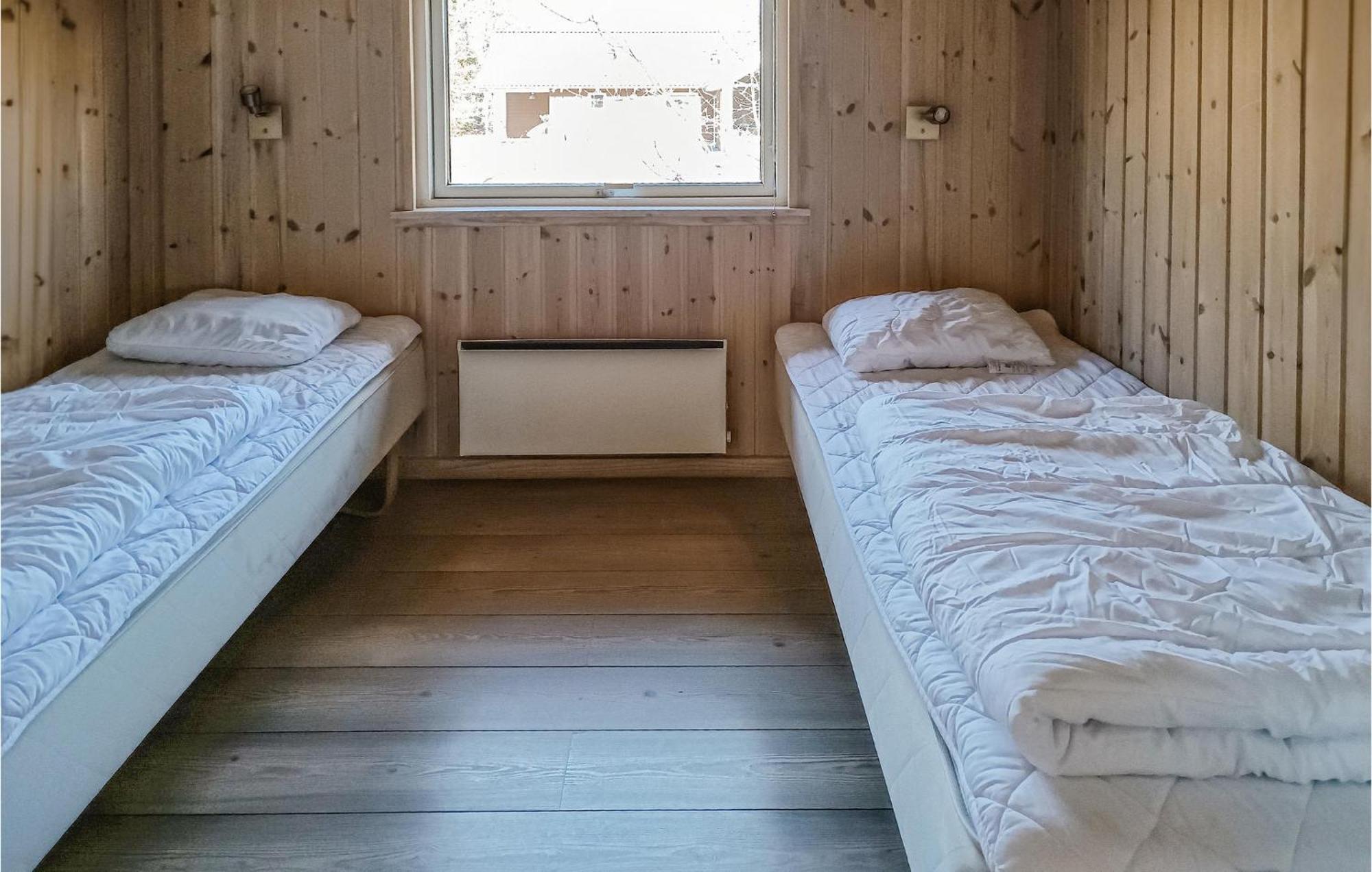 Beautiful Home In Koepingsvik With Kitchen Exteriör bild